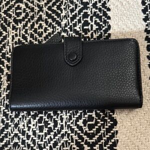 Black Vera Bradley Wallet